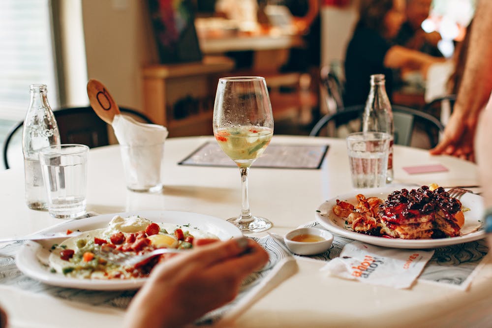 Dining Out with Dietary Restrictions: Navigating Menus with Food Sensitivities